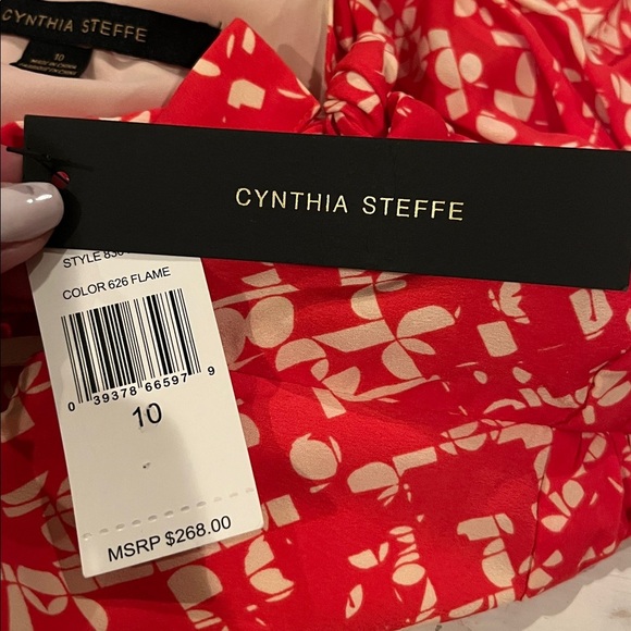 Cynthia Steffe Printed Crêpe de Chine Halter Dress NWT | size 10 - Picture 7 of 10